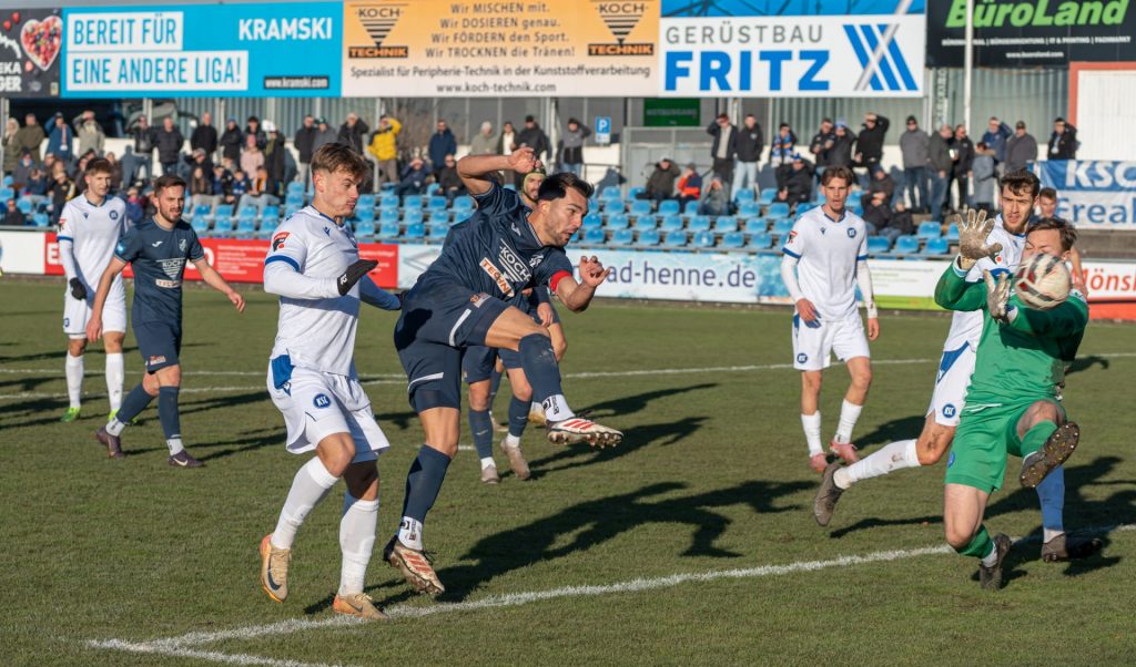 Niederlage im letzten Heimspiel des Jahres